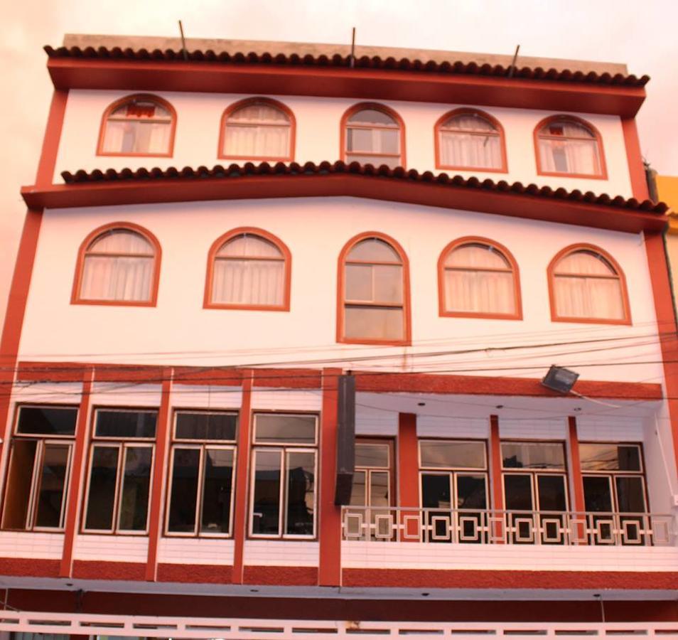 Amaru Hotel Huaraz Exterior photo